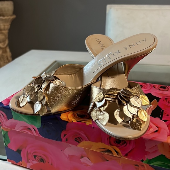 Beverly Feldman - Picture 5 of 9